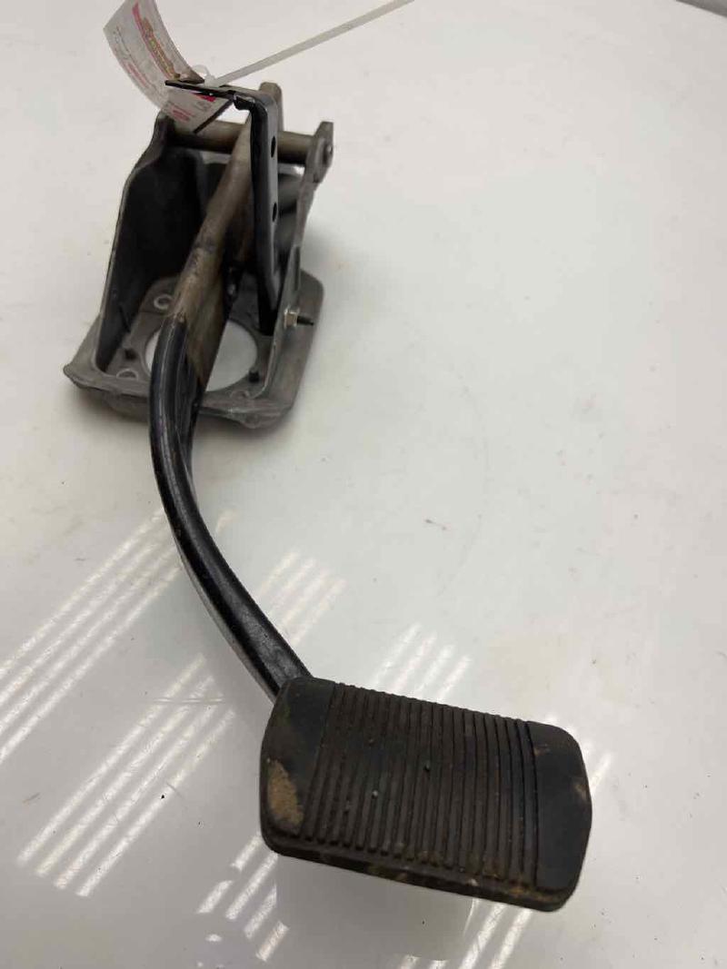 2017 Jeep Grand Cherokee Brake Pedal