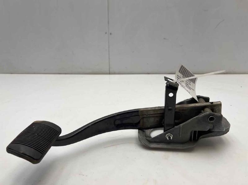 2017 Jeep Grand Cherokee Brake Pedal