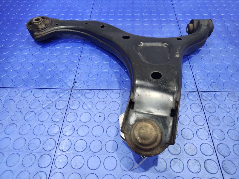 2011-2013 Kia Sorento OEM Front Lower Control Arm Right Passenger Side 545011U000,RH