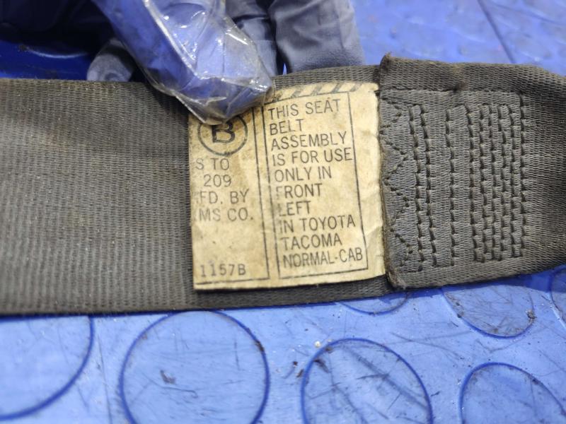 1997 Toyota Tacoma Front Seat Belt
