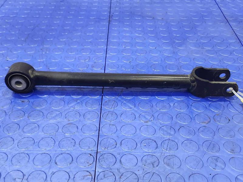 2013 Dodge Charger Lower Control Arm Rr