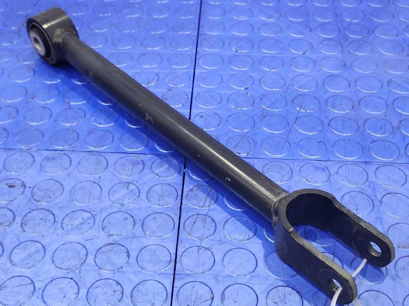2013 Dodge Charger Lower Control Arm Rr
