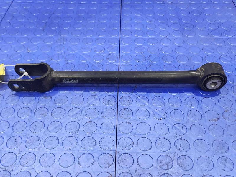 2013 Dodge Charger Lower Control Arm Rr