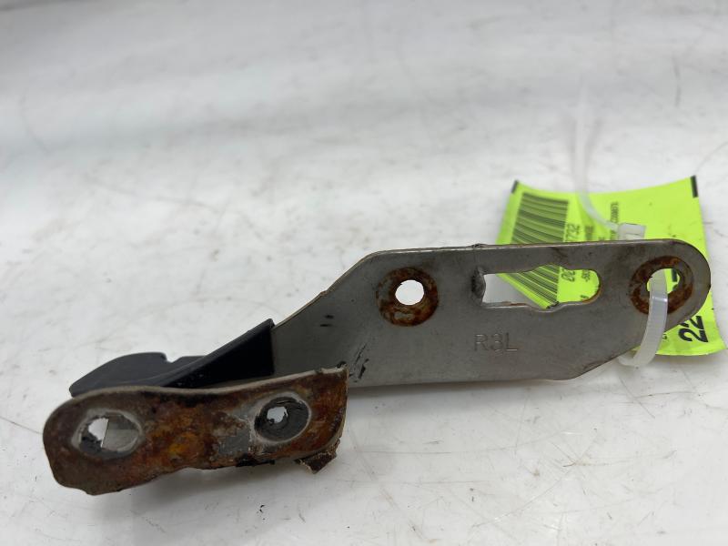 1997 - 2001 Honda CRV Hood Hinge LH Driver Side OEM 60170ST0000ZZ