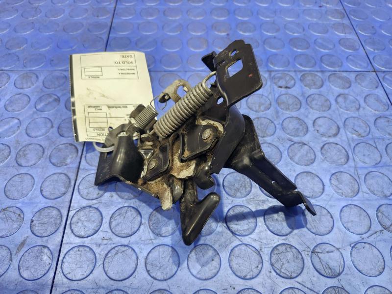 2001-2005 Ford Explorer Sport Trac Hood Latch Lock Assembly OEM F87Z16700AA