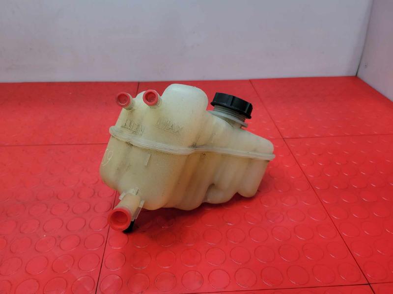 2014 Ford Fusion Coolant Recovery Bottle