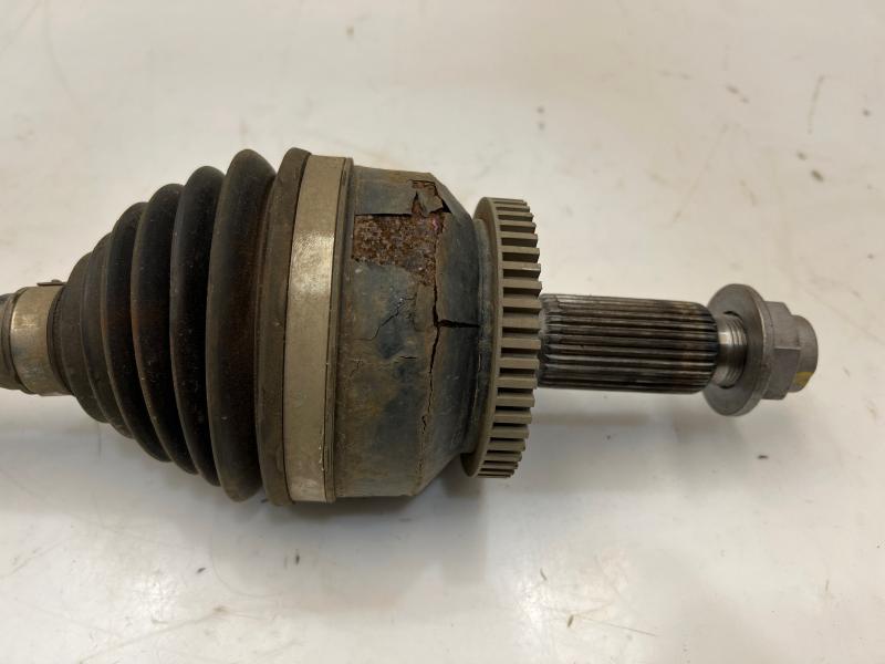 2016 Kia Sedona Axle Shaft