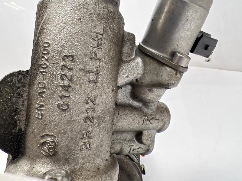 2010 2011 Mercedes Benz E63 W212 Rack and Pinion Steering Gear OEM 2124602300