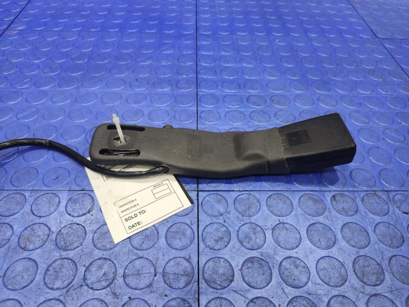 2004 Ford Explorer Front Seat Belt