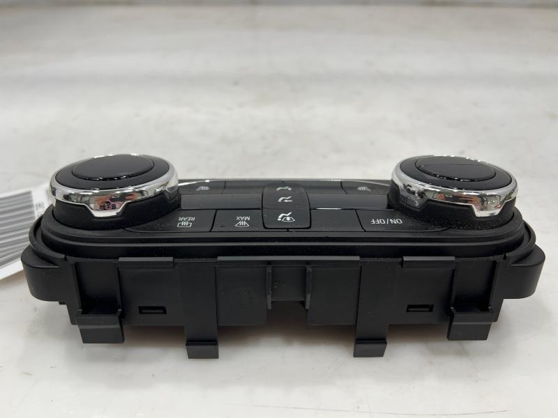 2021 Chevrolet Trailblazer Heater A/C Control