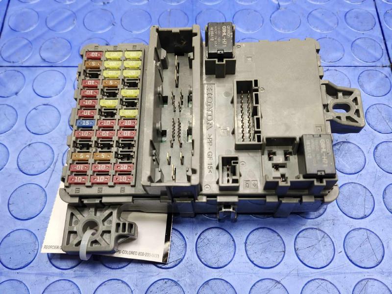 2016-2020 Honda Civic LX Cabin Fuse Box Relay Junction Block OEM 38200-TBA-A31