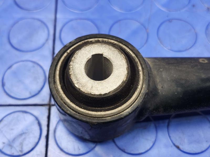 2018 Jeep Compass Lower Control Arm Rr