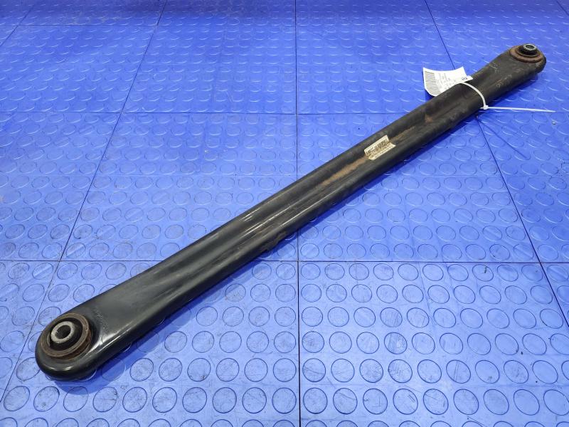 2015 GMC Yukon XL Track/Watts Linkage