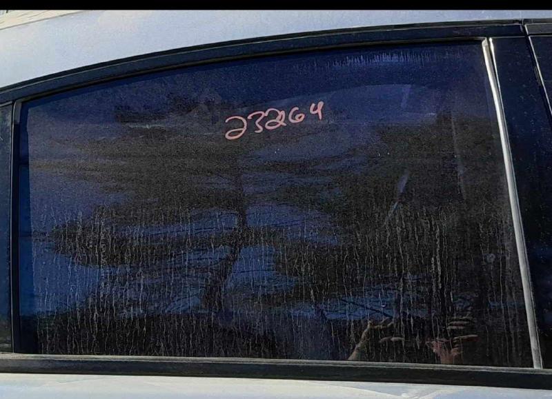 2006 Acura TL Rear Door Glass RH Passenger Side OEM 73400SEPA10