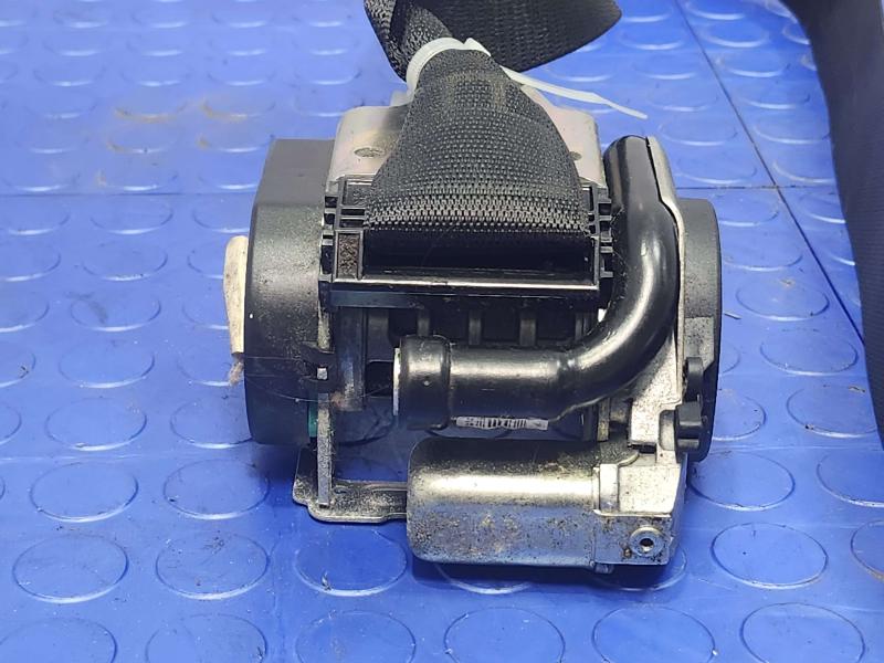 2006 Mercedes CLS-Class Front Seat Belt