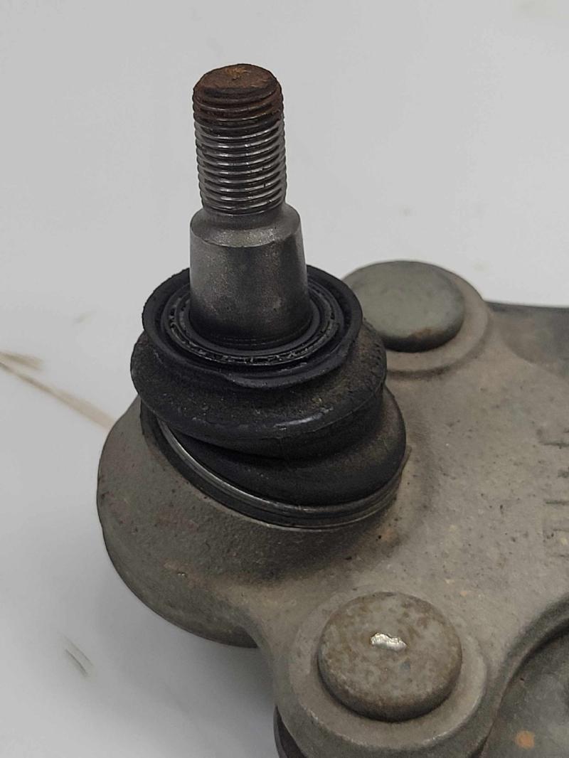 2019 Hyundai Elantra Lower Control Arm Front