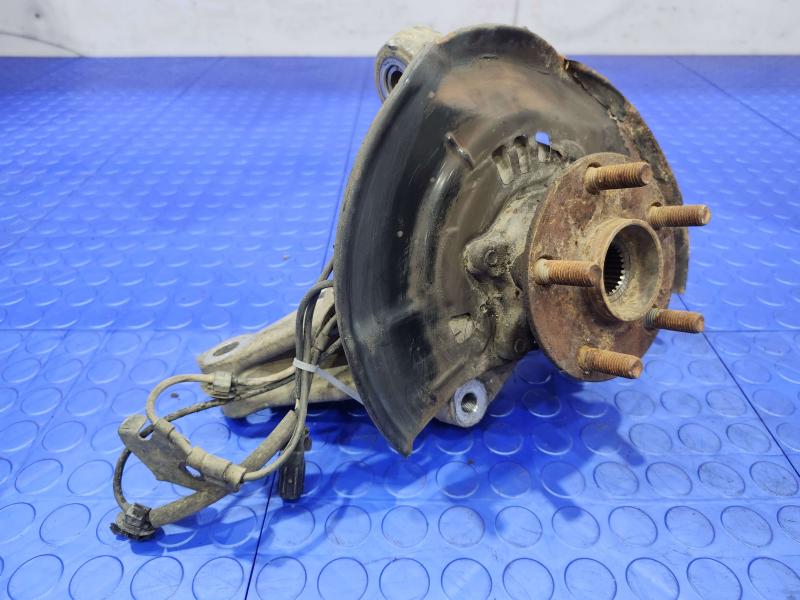 2010 Toyota Prius Spindle Knuckle Front
