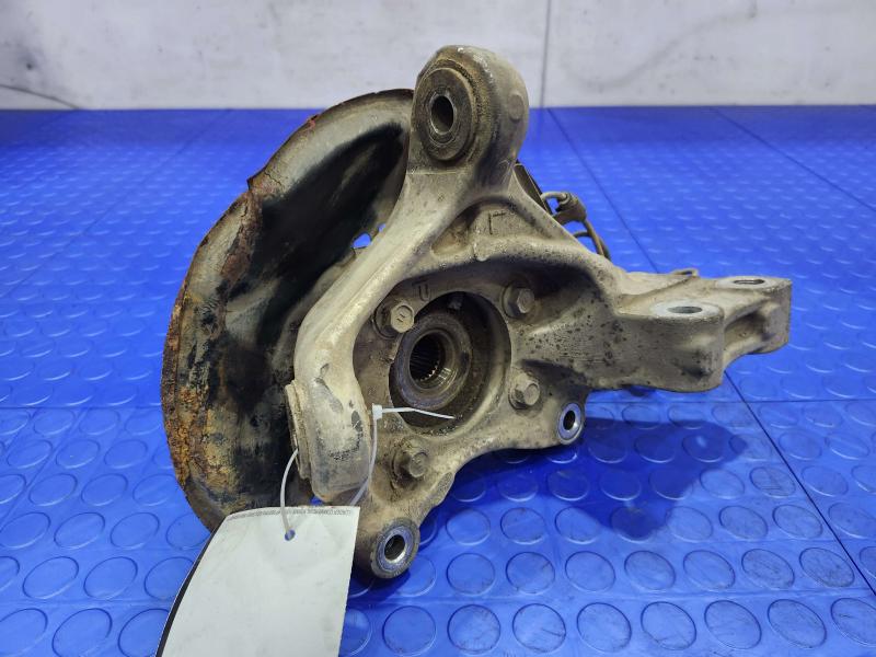 2010 Toyota Prius Spindle Knuckle Front