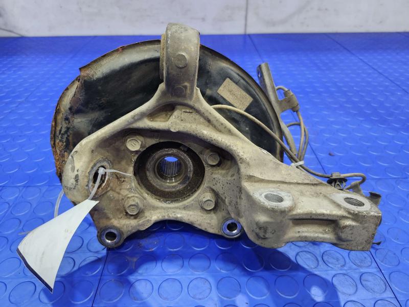 2010 Toyota Prius Spindle Knuckle Front