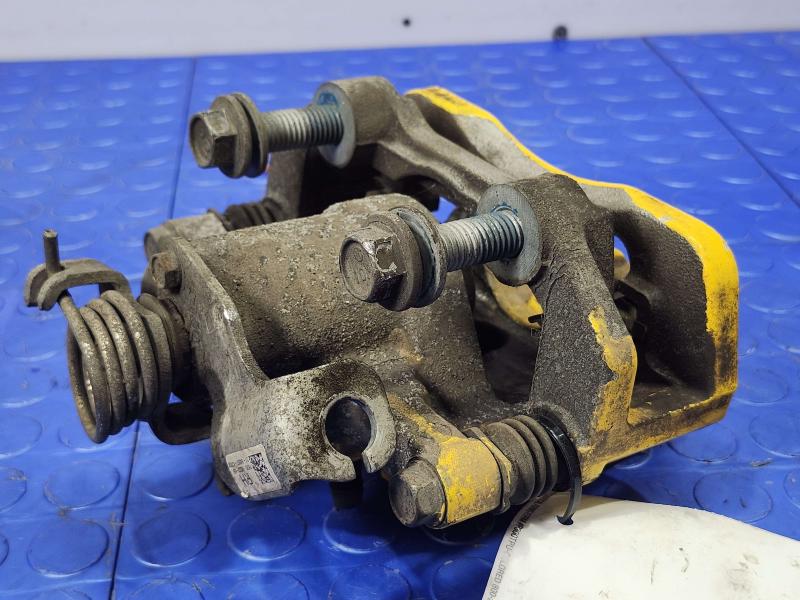2015 Ford Mustang Caliper