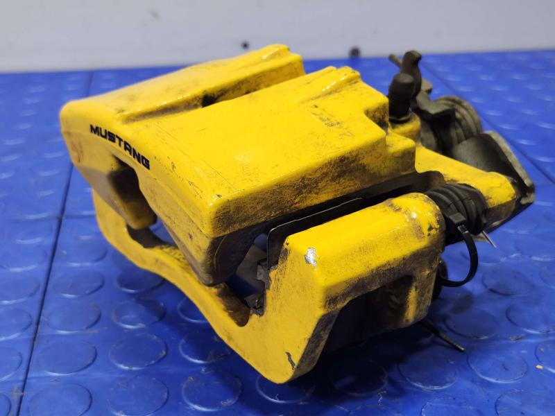 2015 Ford Mustang Caliper