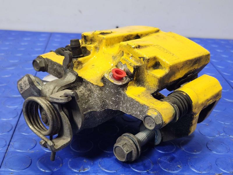 2015 Ford Mustang Caliper