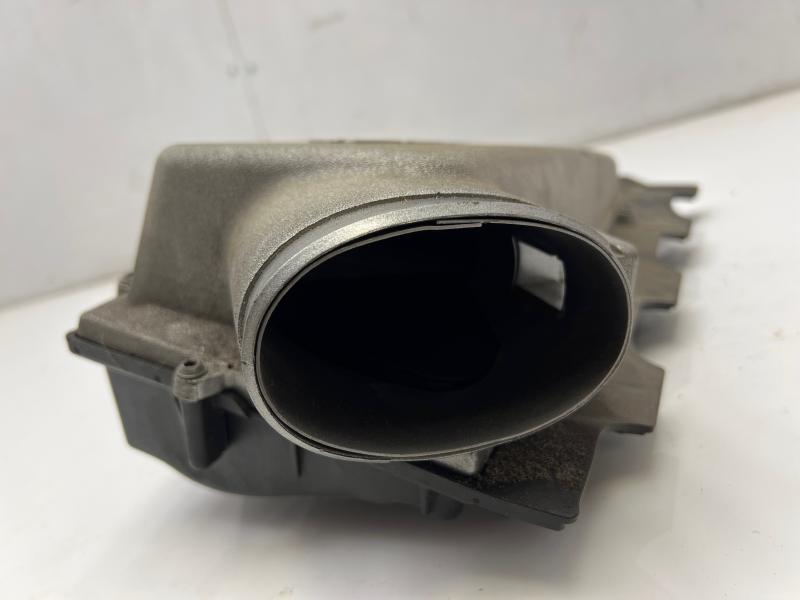 2007 - 2011 Mercedes E63 AMG W212 Air Cleaner Box LH Driver Side OEM 1560920303 1560940506