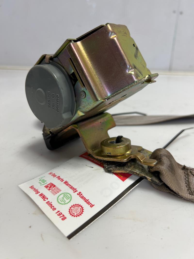 1993 - 96 Oldsmobile Cutlass Ciera Rear Seat Belt Retractor LH Driver Side Gray