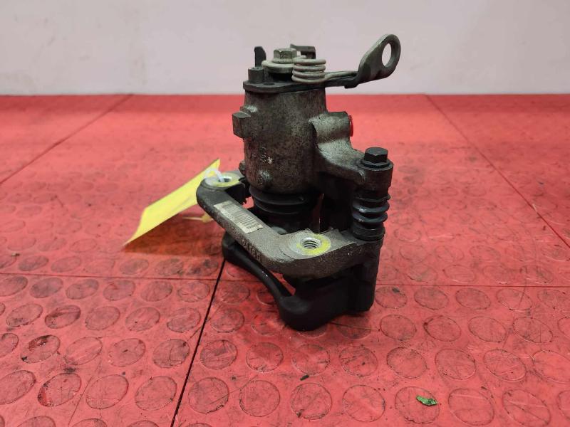 2013 Chevrolet Malibu Caliper