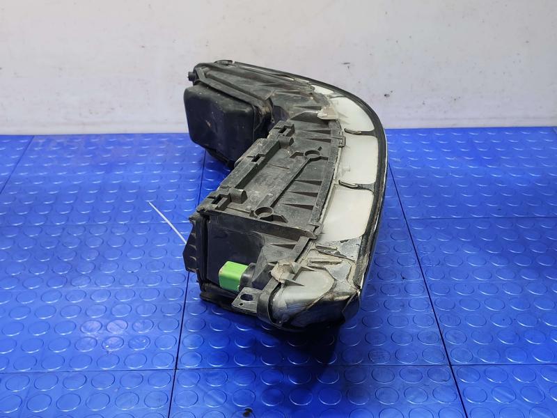 2003-2004 Lincoln Towncar Halogen Headlight Assembly Right Passenger Side OEM 4W1Z13008AA,RH