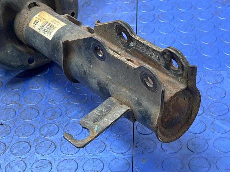 2013 Chevrolet Malibu Strut Assembly