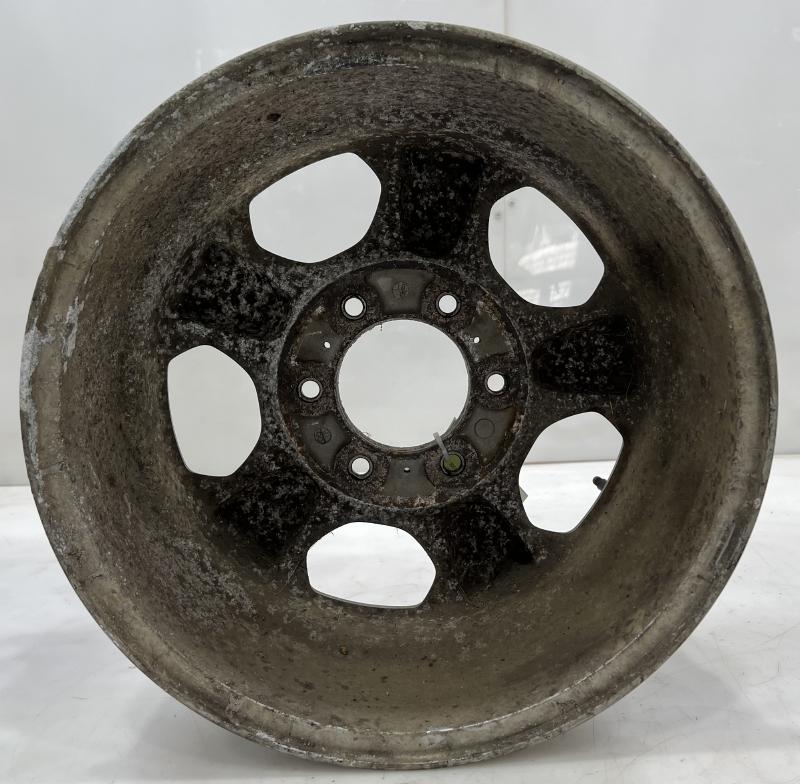 2001 Isuzu Trooper Wheel