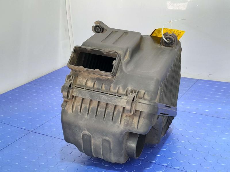 2012 Kia Sorento Air Cleaner