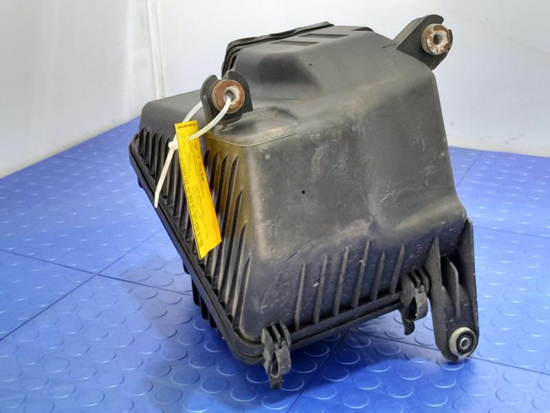 2012 Kia Sorento Air Cleaner