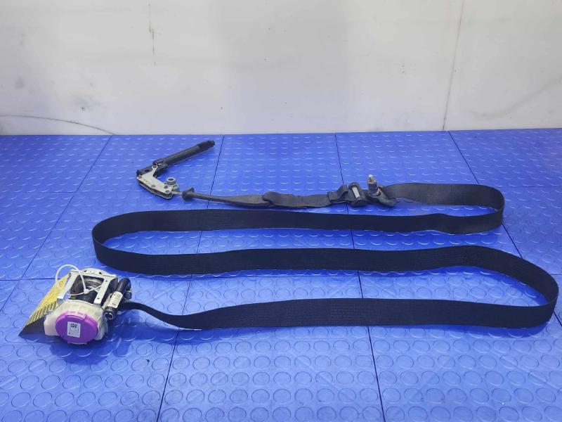 2016 Ford Mustang Front Seat Belt