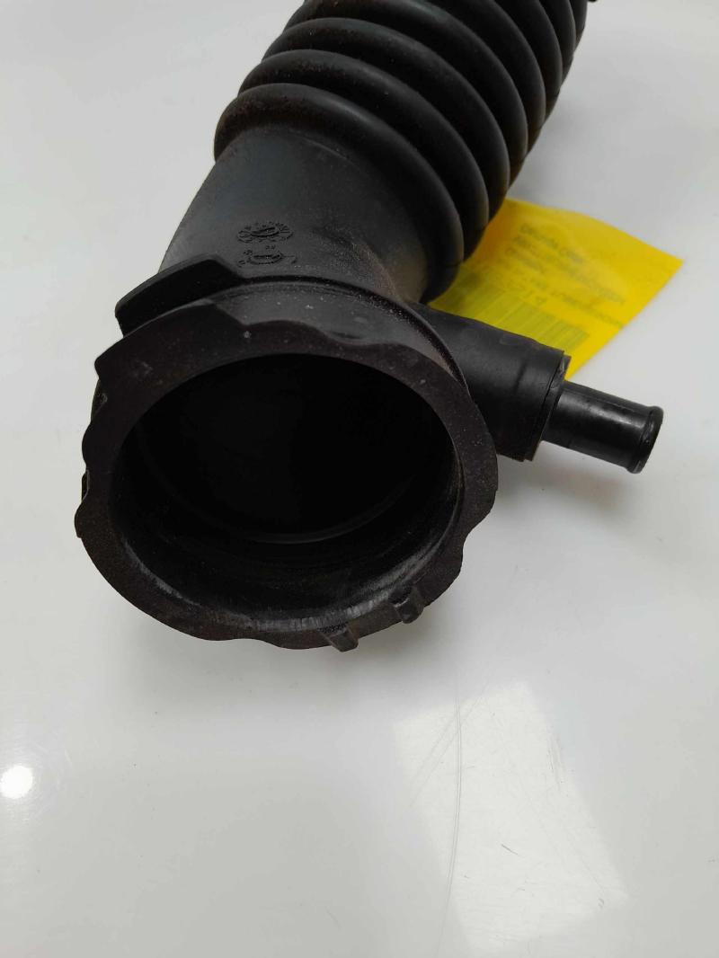 2014 - 2019 Toyota Corolla 1.8L Engine Air Intake Hose OEM 178810T080