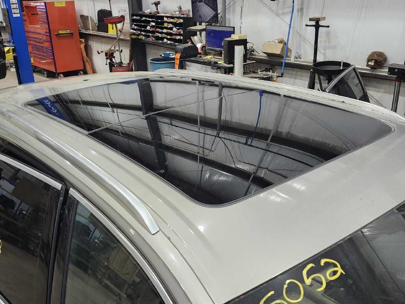 2017 Audi Q7 Roof Glass (Glass Only)
