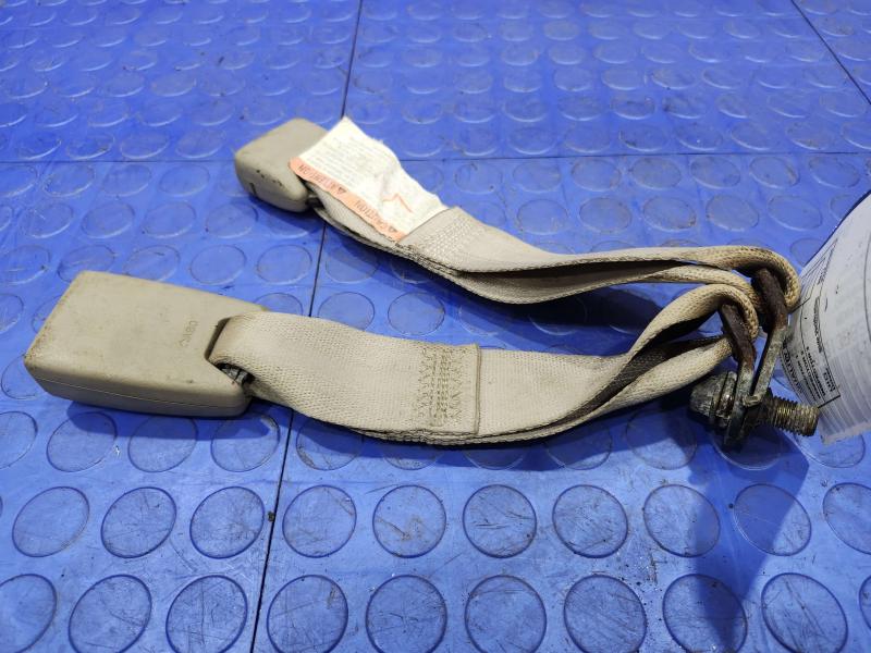 2003 Subaru Legacy Rear Seat Belt