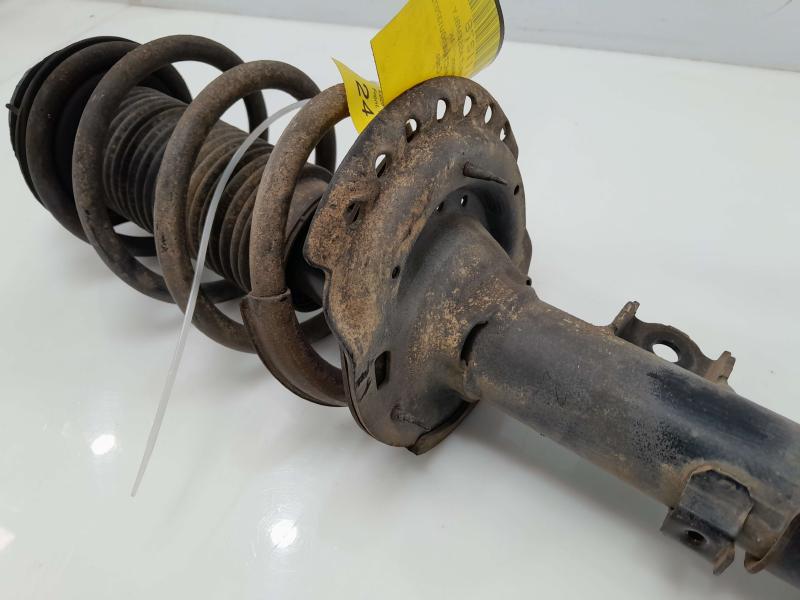 2012-2017 Hyundai Accent Front Strut Assembly RH Passenger Side OEM 546601R201