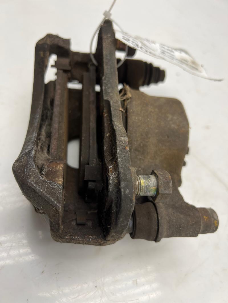 1986 1987 Honda Accord Front Brake Caliper with Bracket RH Passenger Side OEM 45210SC0A13
