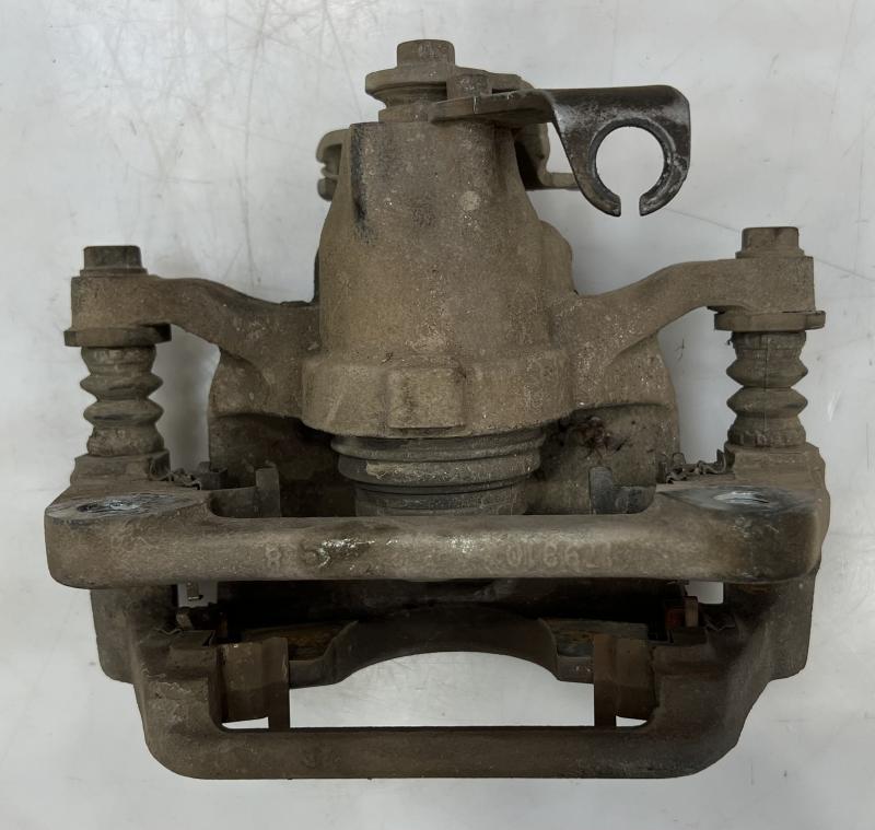 2013 Chrysler Town & Country Caliper