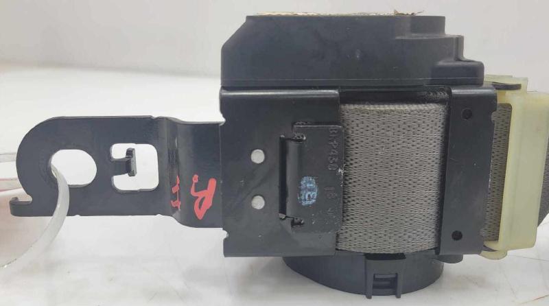 2006 Jeep Grand Cherokee Front Seat Belt