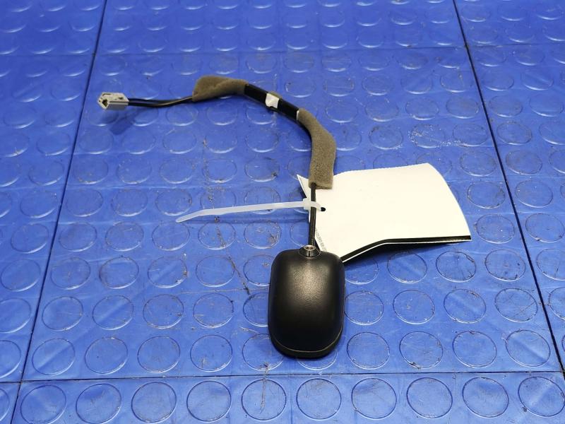 2015 Chevrolet City Express Antenna