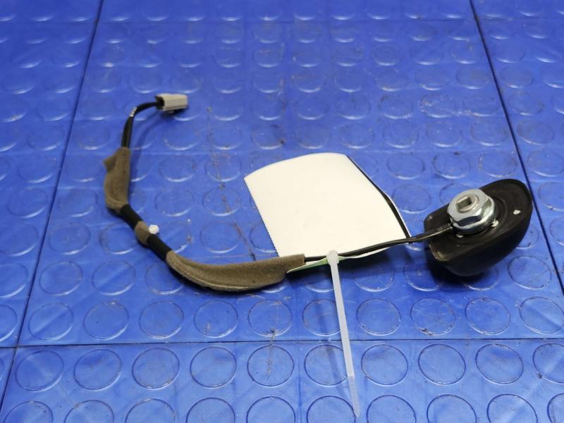 2015 Chevrolet City Express Antenna