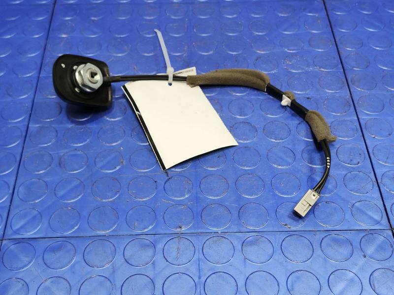 2015 Chevrolet City Express Antenna
