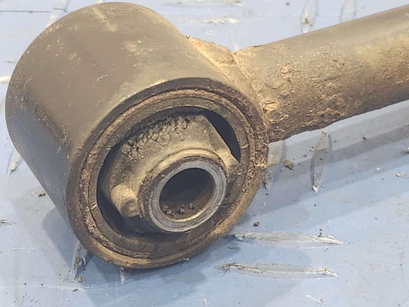2002 Toyota Camry Lower Control Arm Rr