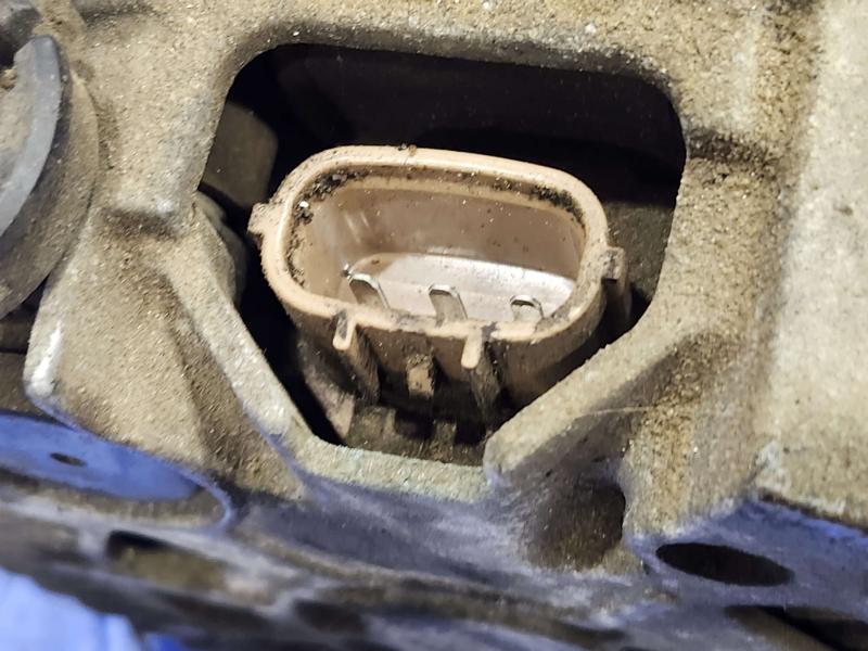 2013 Nissan Pathfinder Alternator