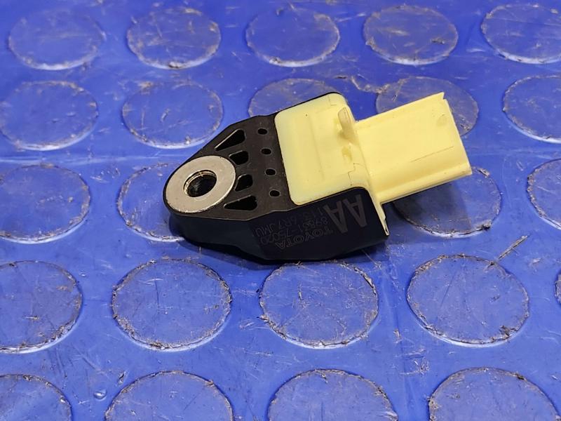 2013 Toyota Prius Misc Ebay Parts