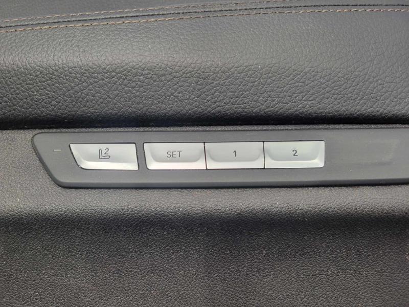 2018 BMW 740I Front Door Trim Panel