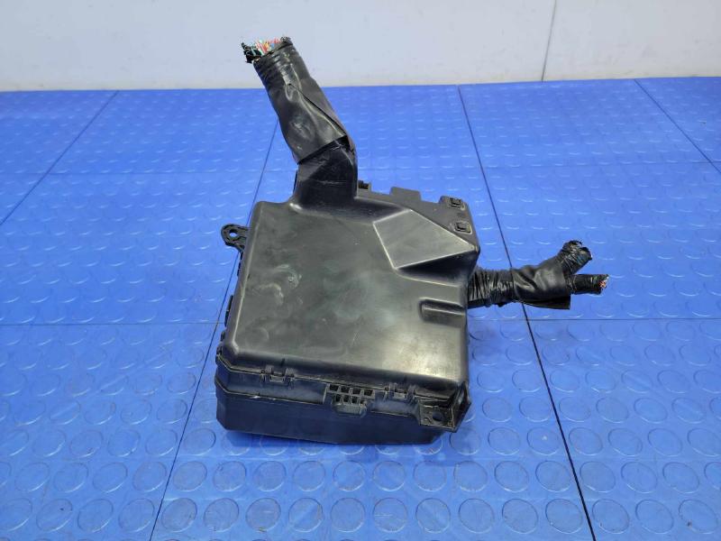 2016-2017 Mitsubishi Lancer Engine Fuse Box Relay Junction Block OEM 8565A266